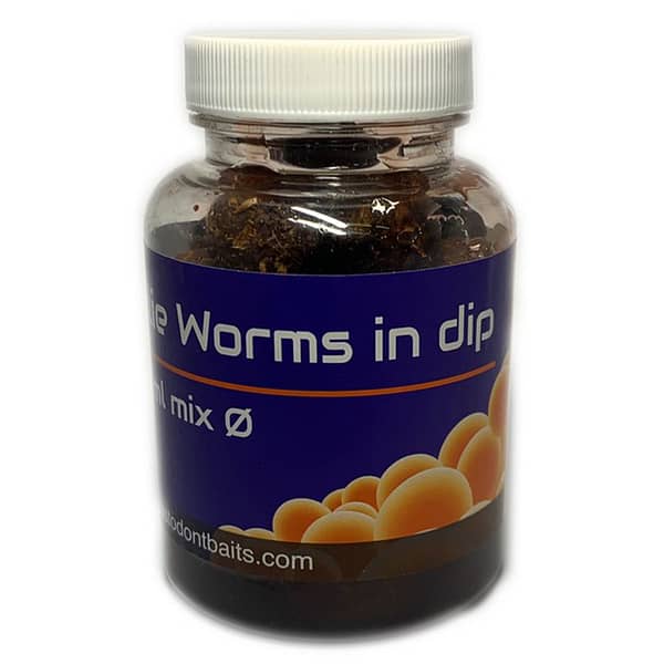 Mastodont Baits boilies Worms v dipe 150ml mix 20/24mm